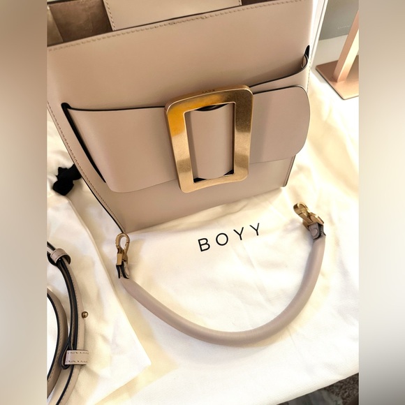 BOYY Devon 21 Tortora Gold Hardware Nude Bucket Bag Style - Picture 13 of 15